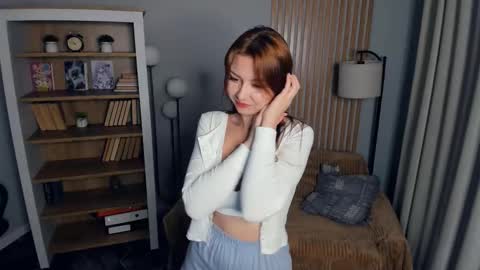 Snapshot of flawfull chatting on 10.09.25 Cheryl 3 online show from 10.09.25