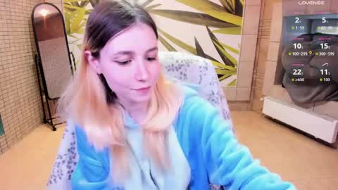 FlexiMona online show from 04.12.26