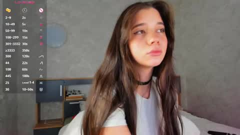 Snapshot of flirtykitty_ chatting on 07.16.26 Emely online show from 07.16.26