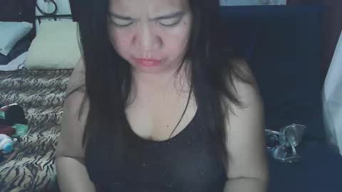 Snapshot of flirtymistressx chatting on 02.15.25 FlirtyMistressX online show from 02.15.25