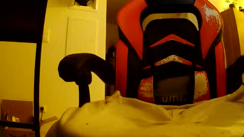 Snapshot of floater_24 chatting on 10.10.25 floater_24 online show from 10.10.25