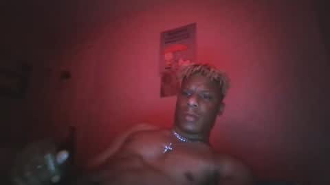 Snapshot of flomadetda chatting on 01.02.25 JACC T online show from 01.02.25