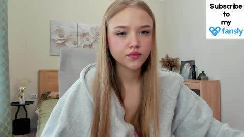 Mona online show from 04.07.26