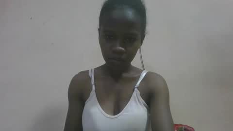 Snapshot of flora48230522373 chatting on 04.26.26 flora48230522373 online show from 04.26.26