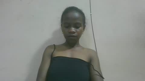 Snapshot of flora48230522373 chatting on 05.05.26 flora48230522373 online show from 05.05.26