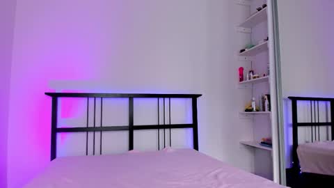 Snapshot of flora_amber chatting on 02.09.26 Flora online show from 02.09.26