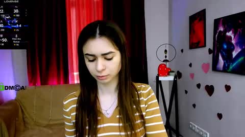 Snapshot of flora_ri chatting on 02.16.25 just ask me online show from 02.16.25