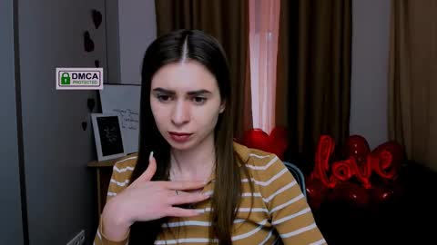 Snapshot of flora_ri chatting on 02.27.25 just ask me online show from 02.27.25