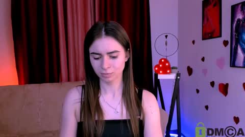 Snapshot of flora_ri chatting on 03.02.25 just ask me online show from 03.02.25