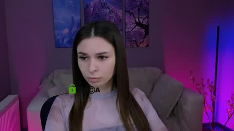 Snapshot of flora_ri chatting on 11.15.25 just ask me online show from 11.15.25