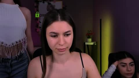 Snapshot of flora_ri chatting on 12.16.25 just ask me online show from 12.16.25