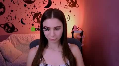Snapshot of flora_ri chatting on 06.27.26 just ask me online show from 06.27.26