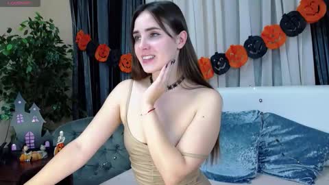 Flouvet online show from 10.31.25