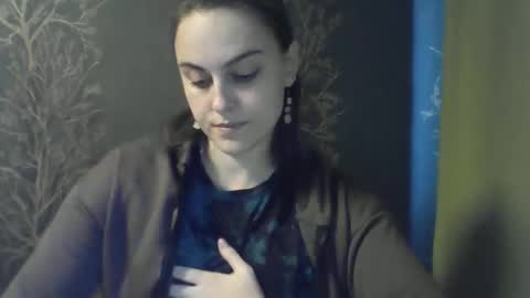 Ambika 3 online show from 04.13.26