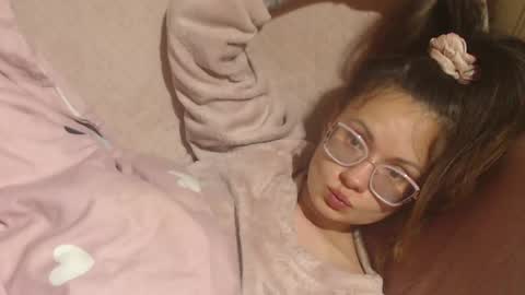 say meow and send tip  online show from 04.23.26