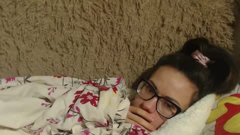 Snapshot of flowercandydoll13 chatting on 02.12.25 say meow and send tip online show from 02.12.25