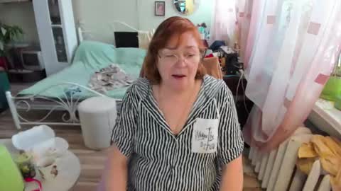 Snapshot of flowerlover8 chatting on 02.07.26 Flowerlower online show from 02.07.26