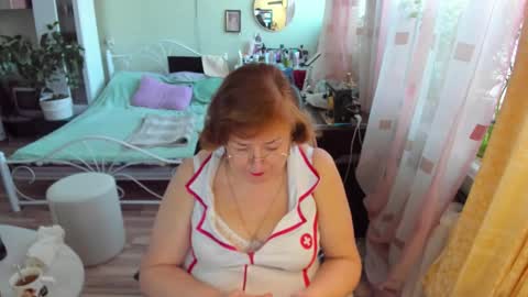 Snapshot of flowerlover8 chatting on 02.13.26 Flowerlower online show from 02.13.26