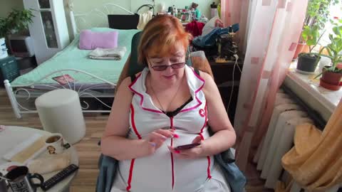 Flowerlower online show from 04.04.26