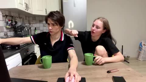 Snapshot of flowerscouple chatting on 02.11.26 flowerscouple online show from 02.11.26