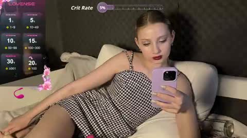 fluffy_cloude online show from 03.22.26