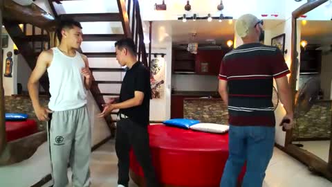 flyckers online show from 01.10.25