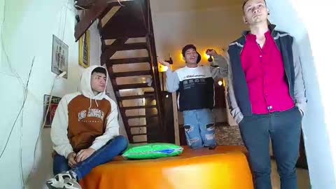 flyckers online show from 10.20.25