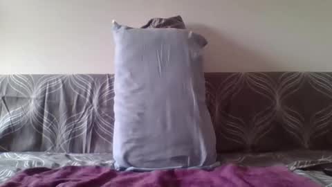 flylen online show from 09.19.25