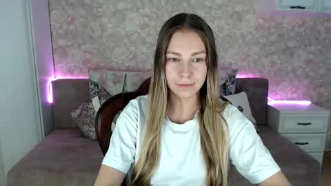 Molli  Ready for any play with you. Hottest show in pvt  Help a student earn big tokens  online show from 12.21.25