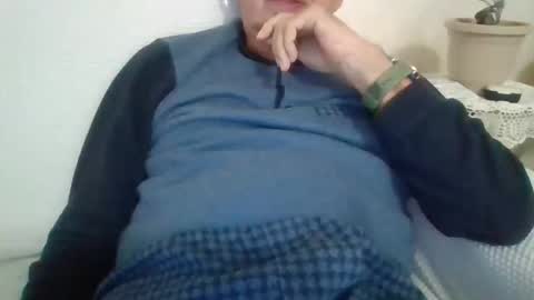 folletto1 online show from 12.16.25