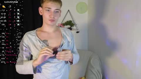 forever_eren online show from 01.12.26