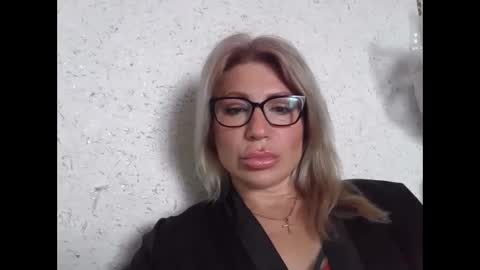 fox_red_lady7 online show from 04.06.26