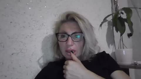 Snapshot of fox_red_lady7 chatting on 05.08.26 fox_red_lady7 online show from 05.08.26