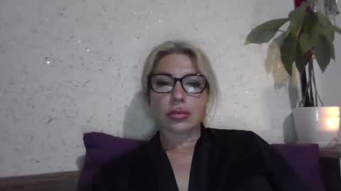 Snapshot of fox_red_lady7 chatting on 05.10.26 fox_red_lady7 online show from 05.10.26