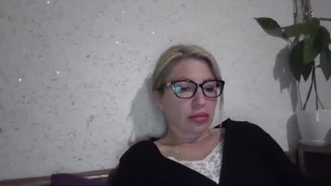 Snapshot of fox_red_lady7 chatting on 05.11.26 fox_red_lady7 online show from 05.11.26