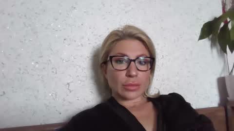Snapshot of fox_red_lady7 chatting on 05.16.26 fox_red_lady7 online show from 05.16.26