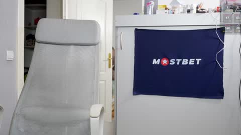 CUSTOM PHOTOS AND VIDEOS -  online show from 12.08.24