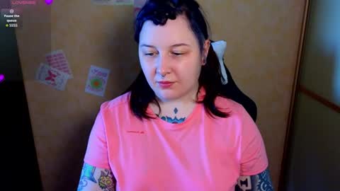Snapshot of foxgirlandmerguis chatting on 07.18.26 Belinda online show from 07.18.26