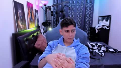 Snapshot of foxicfu chatting on 09.17.25 Foxicfu online show from 09.17.25