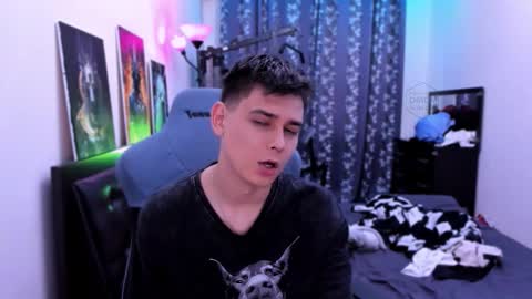 Snapshot of foxicfu chatting on 09.20.25 Foxicfu online show from 09.20.25