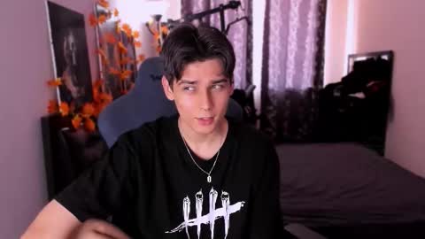 Snapshot of foxicfu chatting on 11.20.25 Foxicfu online show from 11.20.25