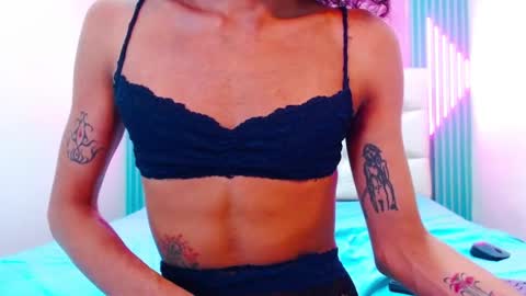 Ella online show from 12.05.25