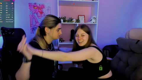 Snapshot of foxy_tease_ chatting on 09.14.25 foxy_tease_ online show from 09.14.25