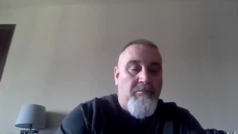 Snapshot of foxyfang chatting on 02.28.25 foxyfang online show from 02.28.25