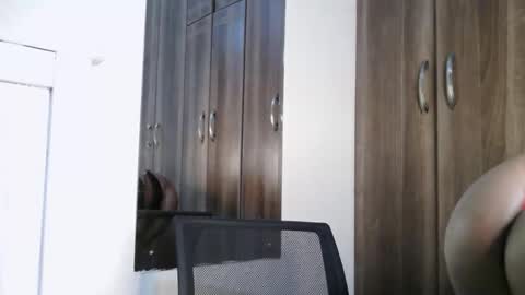 Kayla online show from 12.16.25