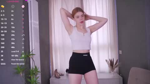 Snapshot of foxyrise chatting on 11.13.25 Jane Foxy online show from 11.13.25