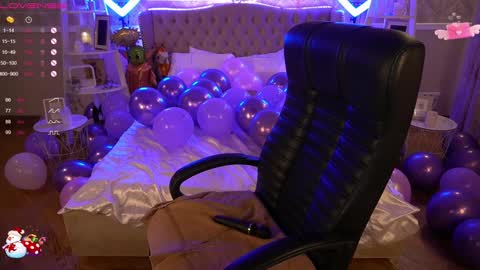 Snapshot of foxyshyyy chatting on 01.11.25 Inna online show from 01.11.25