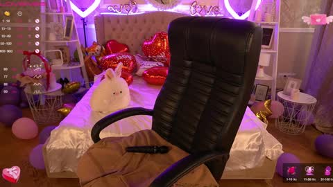 Snapshot of foxyshyyy chatting on 02.08.25 Inna online show from 02.08.25