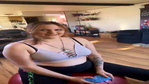 Aleu Fox online show from 04.20.26