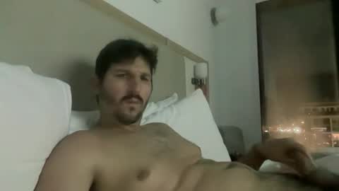 Snapshot of fp004 chatting on 10.10.25 fp004 online show from 10.10.25